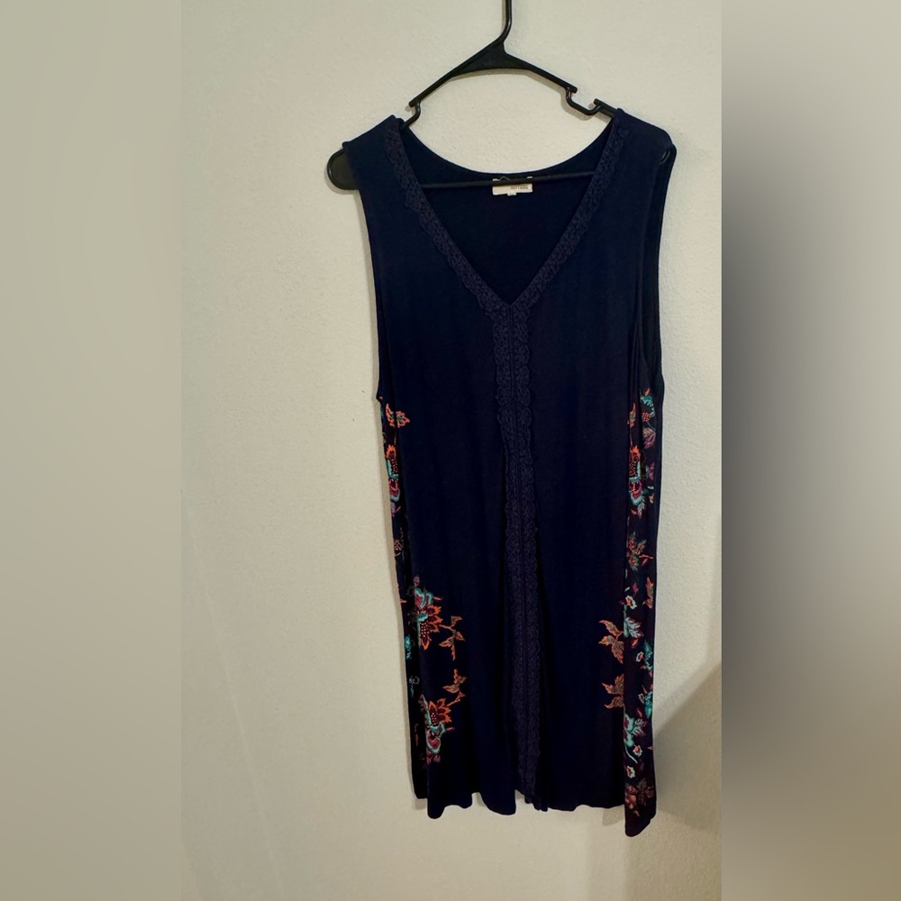 Women's sleeveless  Apt. 222  navy blue dress